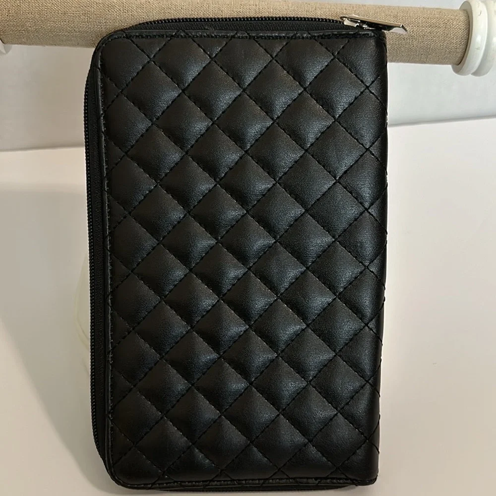IT cosmetics for Ulta makeup bag NWOT
